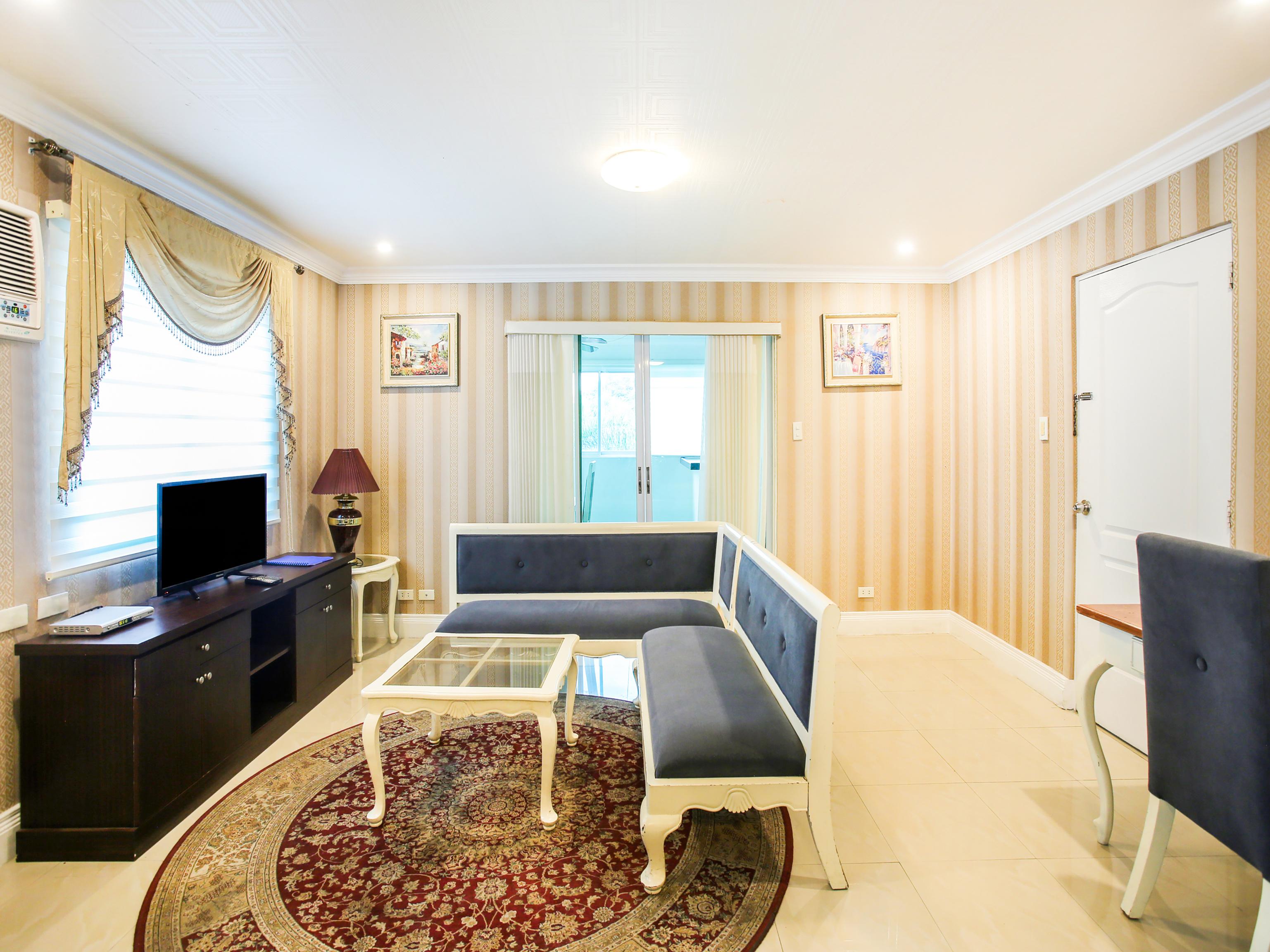Hotel Euroasia By Bluebookers Angeles Εξωτερικό φωτογραφία
