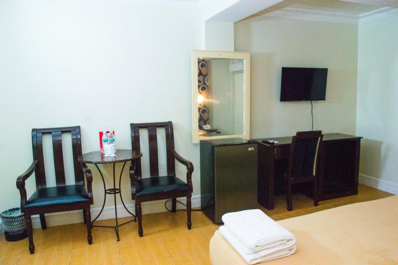Hotel Euroasia By Bluebookers Angeles Εξωτερικό φωτογραφία