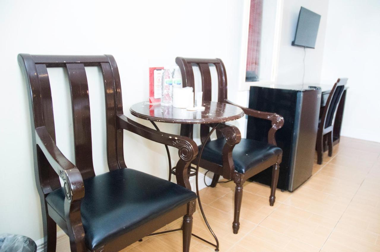 Hotel Euroasia By Bluebookers Angeles Εξωτερικό φωτογραφία